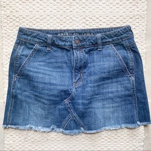 american eagle mini skirt